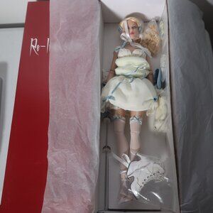 Tonner Forest Frolic This Dish Is Too Hot NIB Reimagination